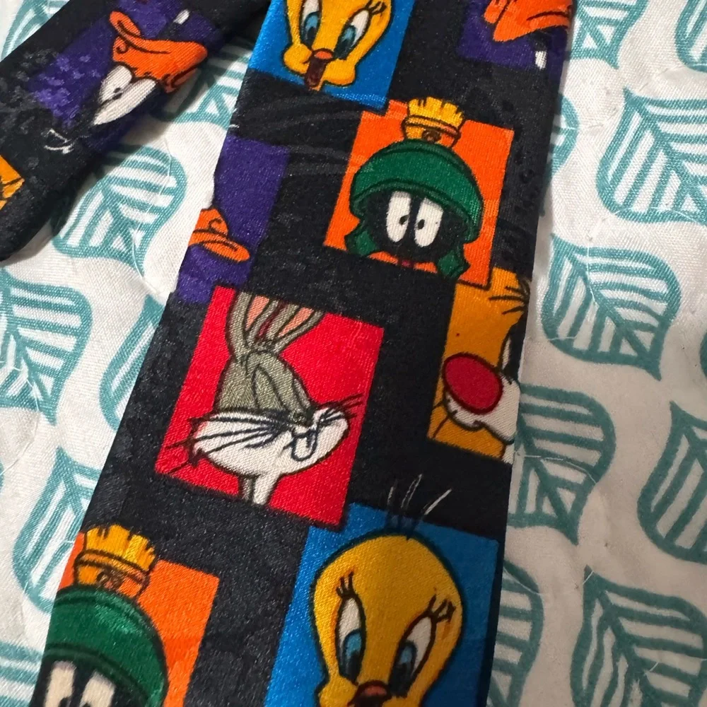 Kids Vintage Warner Bros. Multicolor Looney Tunes Tie